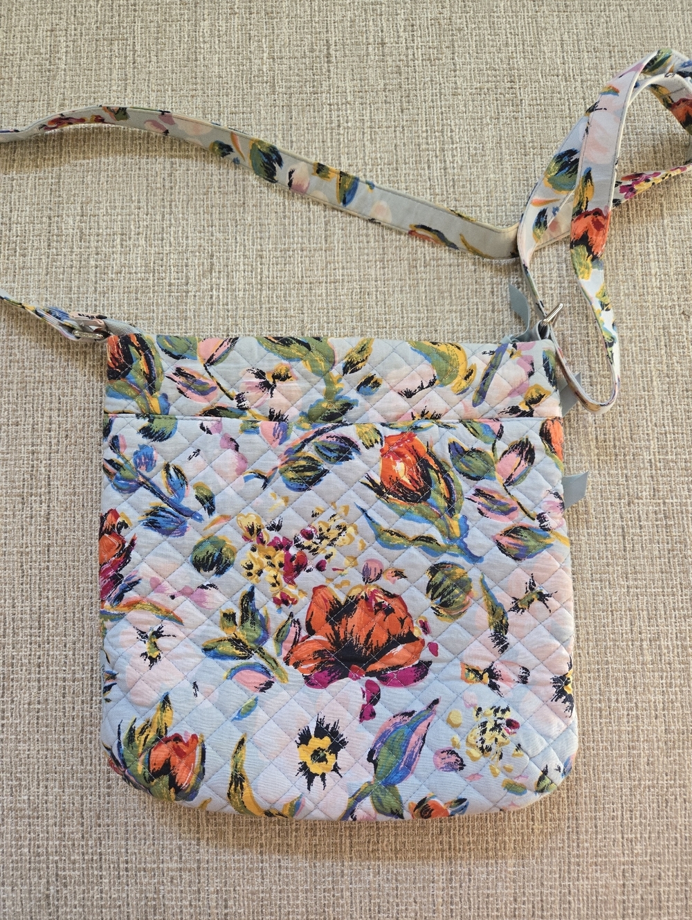 Vera Bradley Triple Zip Hipster Sea Air Floral Purse - Picture 3 of 13